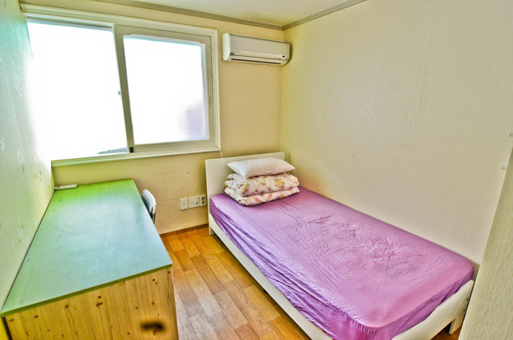 Kimchee Hongdae Guesthouse Seoul Eksteriør billede